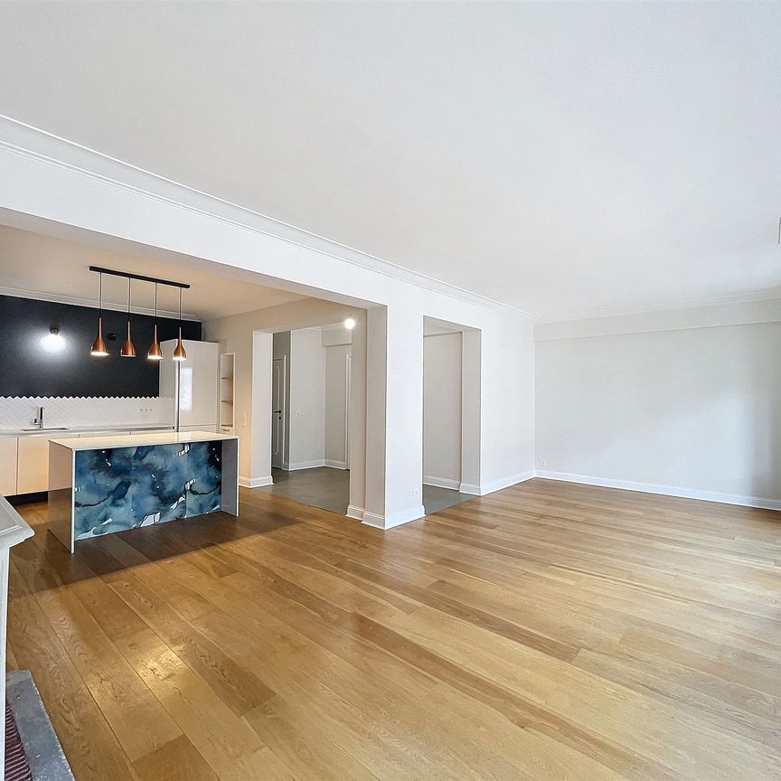 Appartement te huur - Photo 1