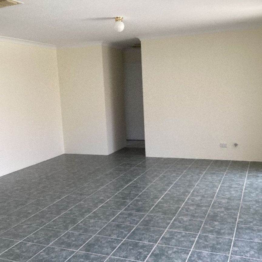 Neat and Tidy 3 BEDROOM HOME - Photo 1