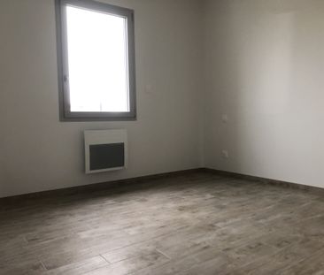 Location Maison 5 pièces 93m² COGNAC 16100 - Photo 2