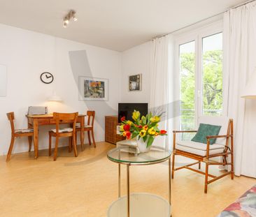 Nice Single Living - Photo 1