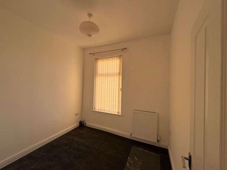 Ferry Road, Barrow-in-furness, LA14 - Photo 2