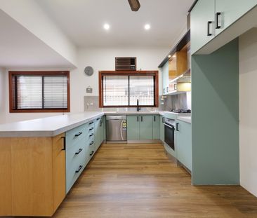 24 May St, Bentleigh East VIC 3165 - House For Rent | Domain - Photo 2