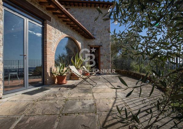 via miramare, 3, Camaiore, Tuscany 55041