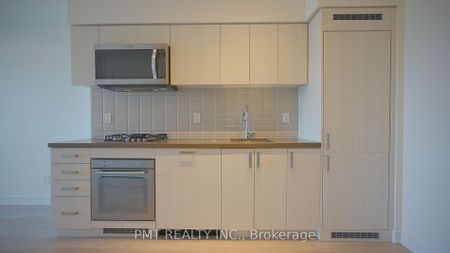 For Lease - 501 St. Clair Avenue Unit# 322, Toronto, Ontario - Photo 5