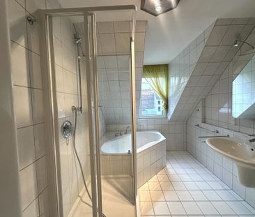 Gepfl. 4-Zimmer-Wohnung in der City!!! - Photo 6