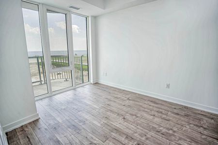 For Lease - 220 Missinnihe Way Unit# 805, Mississauga, Ontario - Photo 4