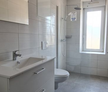 Location Appartement 2 pièces 42m² MULHOUSE 68200 - Photo 4