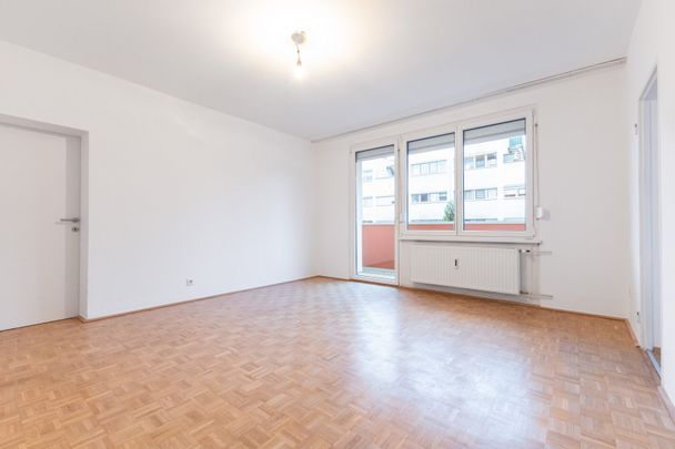 Erstbezug nach Renovierung: 2-Zimmer-Wohnung mit Balkon - Herrnau, Nähe NAWI - Foto 1