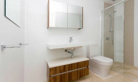 Manhattan on the Park - Photo 4