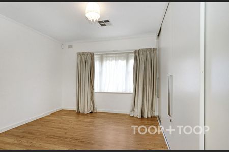 Ideally Located Home! - Photo 2