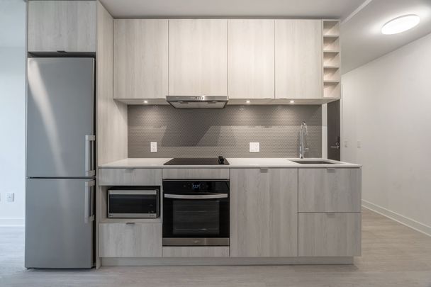 For Lease - 11 Yorkville Avenue Unit# 706, Toronto, Ontario - Photo 1