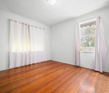 Family Home in Prime Werribee Location - Photo 2