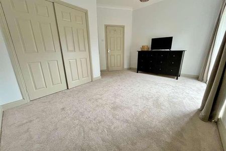 Alum Chine, BH4 - Photo 3