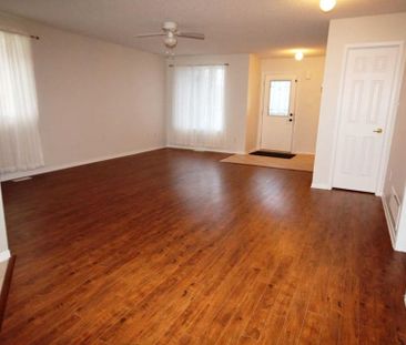 For Lease - 31 Irene Drive, Barrie, Ontario - Photo 1