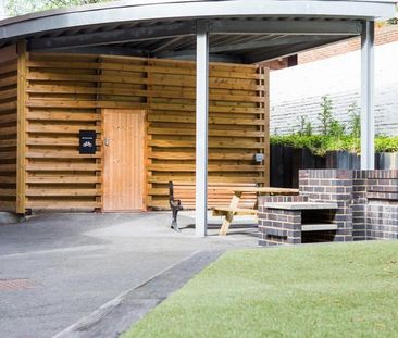 Studio to rent - Photo 1
