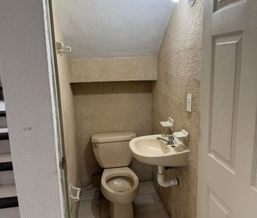 Casa en Renta en Francisco de Montejo - Photo 1