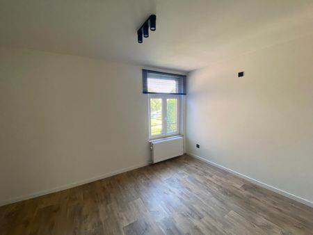 Modern appartement met twee slaapkamers - Photo 4