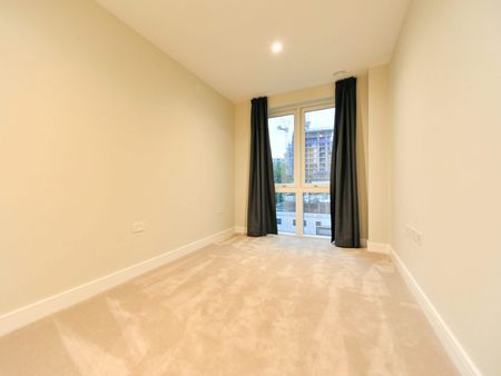 Flat to rent on - Photo 4