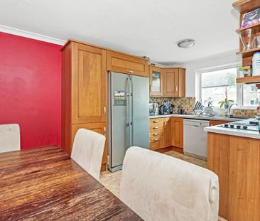 2 bedroom end of terrace house to rent - Photo 6