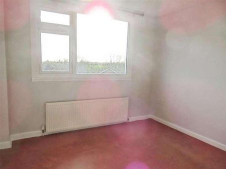 Richmondfield Avenue, Barwick In Elmet, Leeds, LS15 - Photo 5