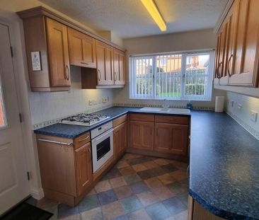 3 bedroom bungalow to rent - Photo 6