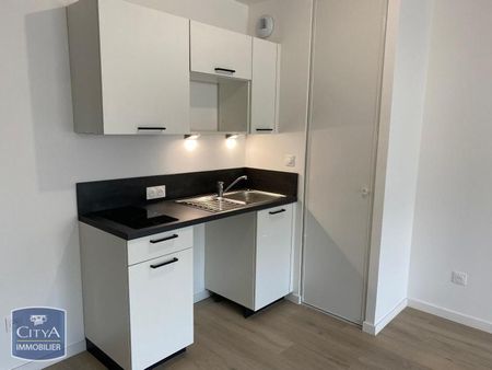 Location Appartement 2 pièces 43m² ST CYR SUR LOIRE 37540 - Photo 2