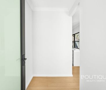 Experience luxury living - Brand New Home - Photo 2