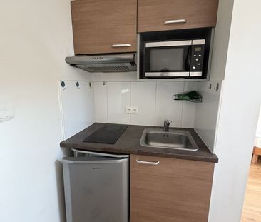 Location Appartement 1 pièce 21m² CASTELNAUDARY 11400 - Photo 3