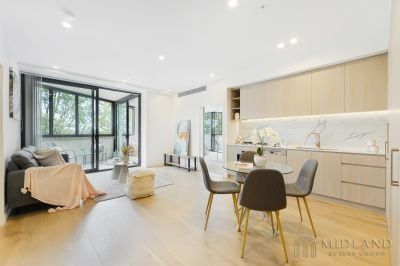 Sunlit North-Facing Apartment in Lindfield's Village Precinct - Photo 2