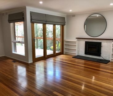 GREAT FAMILY LIVING IN A PERFECT LOCATION - Photo 1
