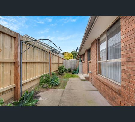 3/13 Murphy Grove, Preston, Vic 3072 - Photo 4