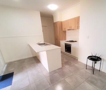 FURNISHED + ALL BILLS + WIFI INCLUDED - Photo 4