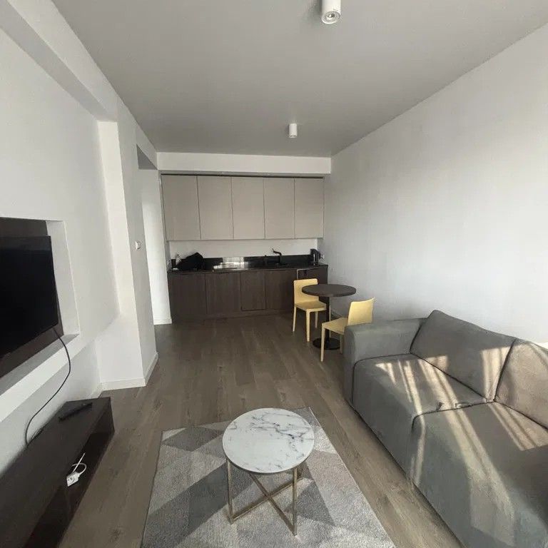 Mieszkanie do wynajęcia - Warszawa, Grzybowska - Zdjęcie 1