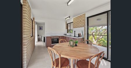 Grand Hinterland Homestead + Self-Contained Studio - Photo 2