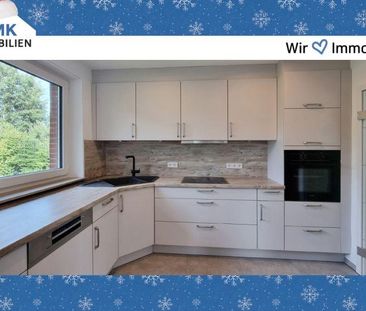 Einziehen ohne einen Pinselstrich: Frisch sanierte Wohnung mit Einb... - Photo 1