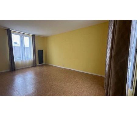 Location Appartement 3 pièces 62m² ABBEVILLE 80100 - Photo 2