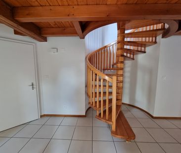 Spacieux appartement de 3,5 pièces en duplex au 3ème étage avec asc... - Photo 2