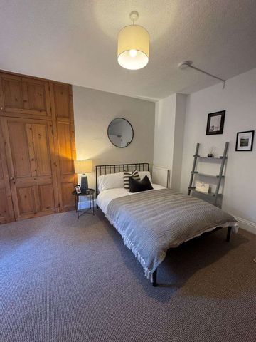 Beautiful shared flat, peaceful South Cliff - Photo 4