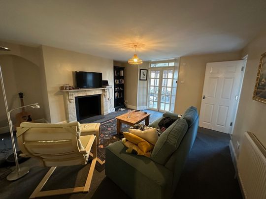 1 Bed Flat, Cheltenham Road, BS6 - Photo 1