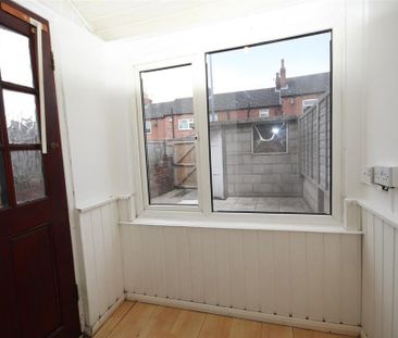 2 bedroom detached house to rent - Photo 3
