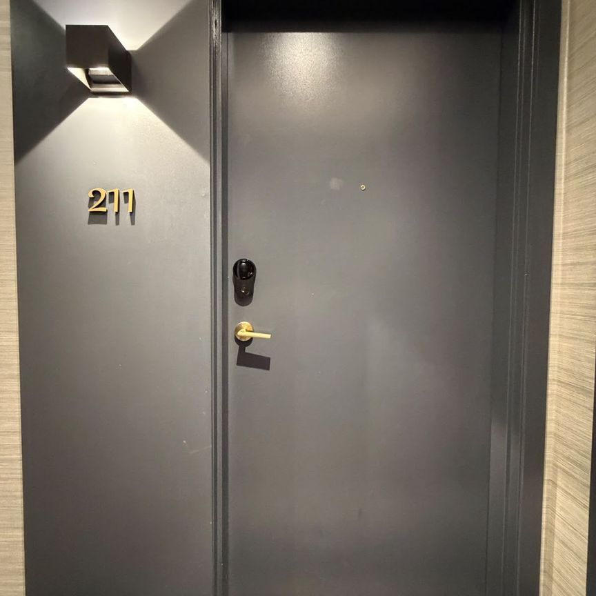 For Lease - 543 Richmond Street Unit# 211, Toronto, Ontario - Photo 1