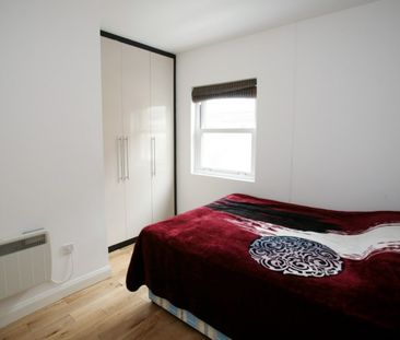 Buross Street, Whitechapel, London E1 - Photo 6