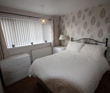 3 bedroom semi-detached house to rent - Photo 3