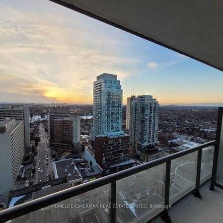 Yonge/Eglinton Beautiful Fully Furnished 1Bdrm Private Balcony - Photo 1