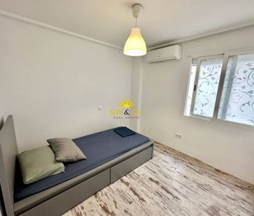 THREE BEDROOM APARTMENT FOR RENT IN TORREVIEJA - ALICANTE - Foto 6