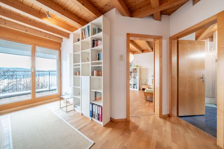 Charming single-family house with lake view - Photo 2