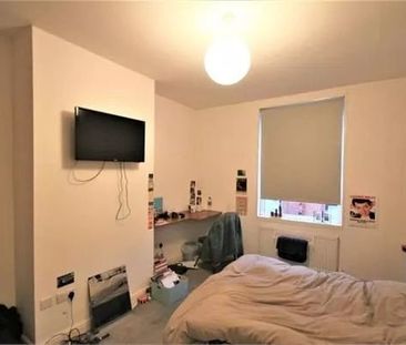 3 Bed - 30 Harold View, Hyde Park, Leeds - LS6 1PP - Student - Photo 3