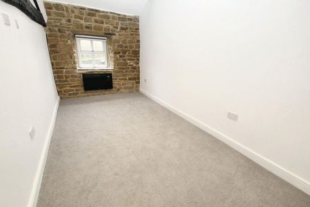 2 bedroom cottage to rent - Photo 2