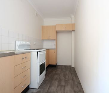 2 Bedroom Unit in Neat Complex - Photo 3