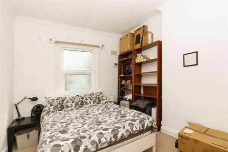 Sunny Gardens Road, Hendon, London, NW4 - Photo 2